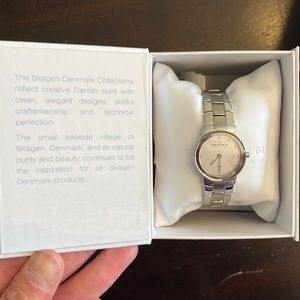 Skagen Denmark watch -NWOT